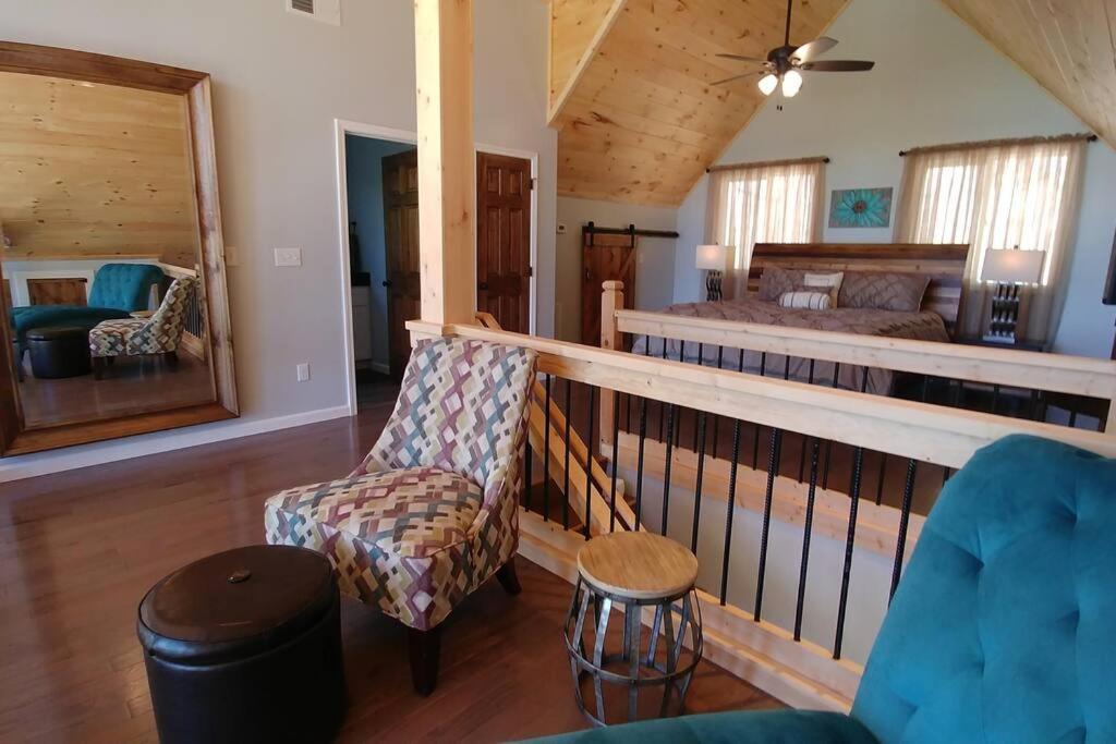Peace Of Heaven ~ Modern Chic Cabin W/ Majestic Mountain Views Брайсън Сити Екстериор снимка