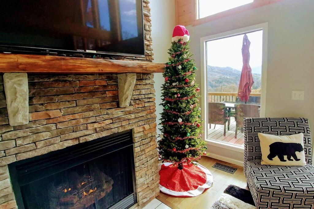 Peace Of Heaven ~ Modern Chic Cabin W/ Majestic Mountain Views Брайсън Сити Екстериор снимка